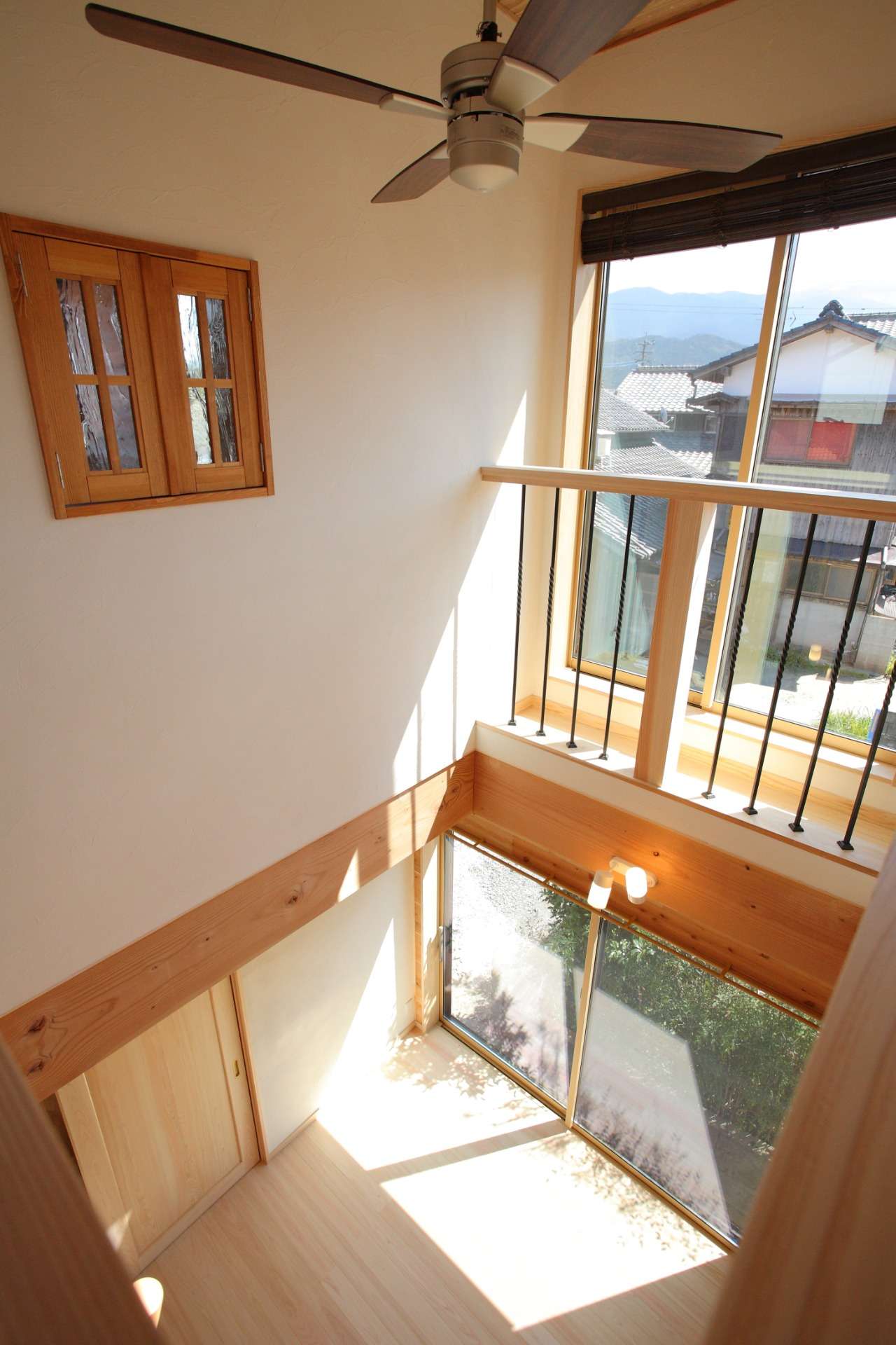 吹抜け～リビング